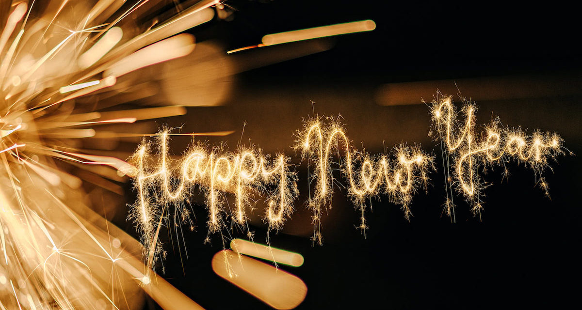 https://www.nac.aero/wp-content/uploads/2020/12/happy-new-year-sparklers-1200x640.jpg